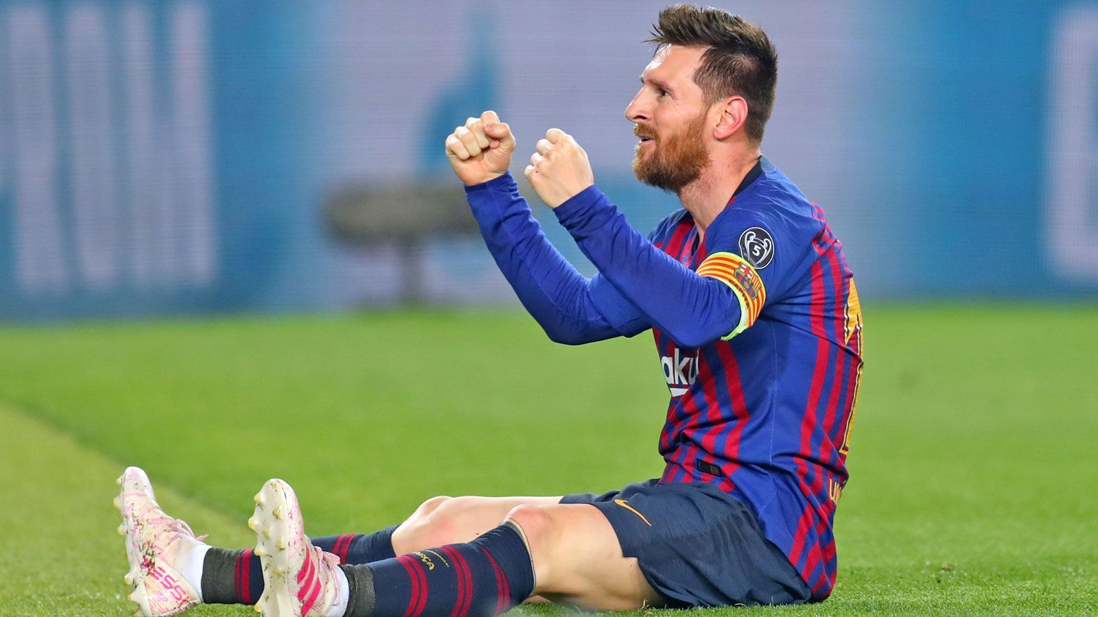 
                <strong>Rekord-Torjäger in La Liga</strong><br>
                Der Barca-Stürmer ist zudem der erste Spieler in der Geschichte des spanischen Fußball, der in zwölf verschiedenen Saisons 40 oder mehr Pflichtspieltore erzielen konnte. Auch in der aktuellen Saison übertrifft Messi die Marke bereits wieder.
              