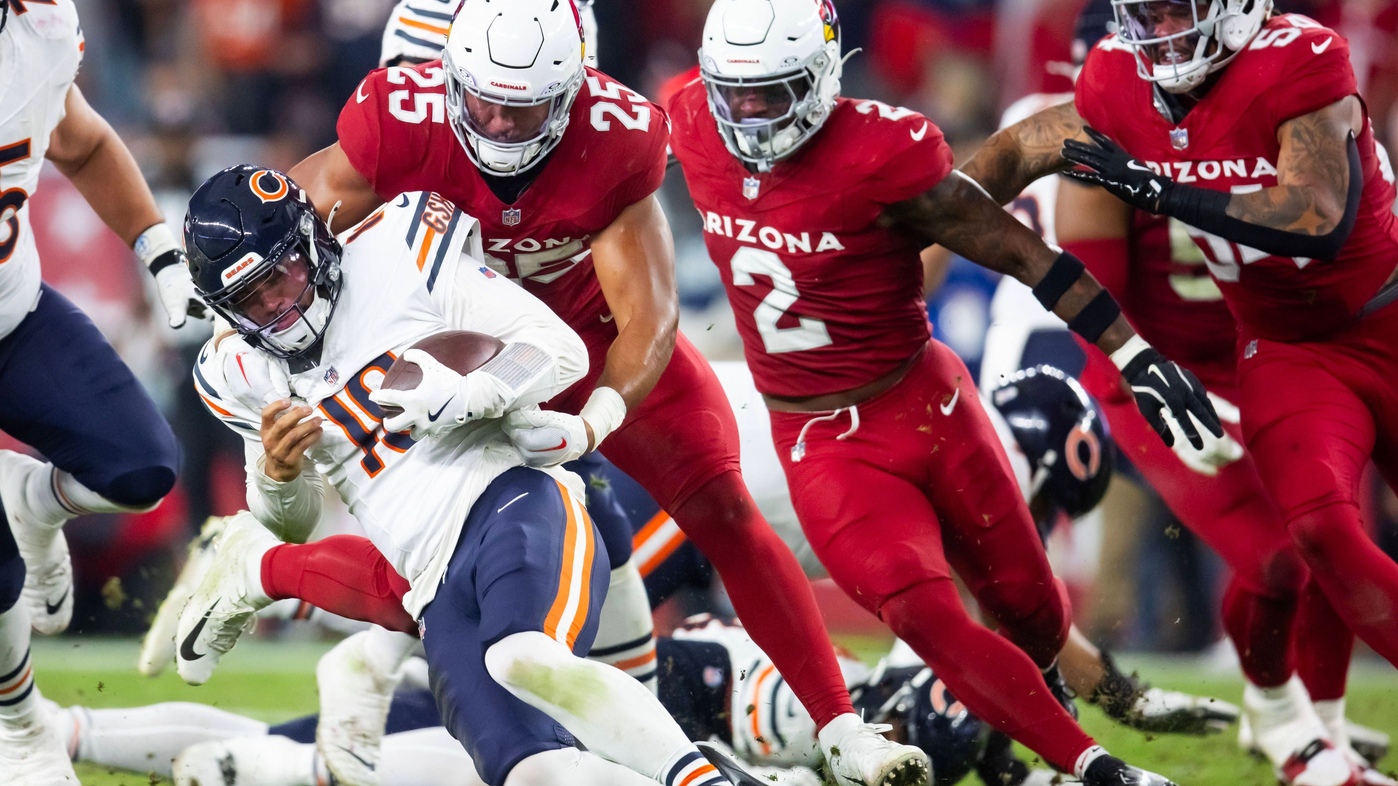 <strong>Platz 13: Arizona Cardinals</strong><br>Sacks: 41<br>Team-Leader: Zaven Collins (5 Sacks)