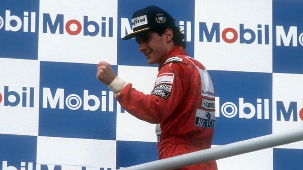 
                <strong>So sah die Welt aus, als Gladbach zuletzt in Düsseldorf gewann </strong><br>
                Michael Schumachers Debüt in der Formel 1 ist noch ein Jahr hin, den WM-Titel 1990 holt der legendäre und unvergessene Ayrton Senna. Der Brasilianer verunglückt 1994 beim Rennen in Imola tödlich.
              