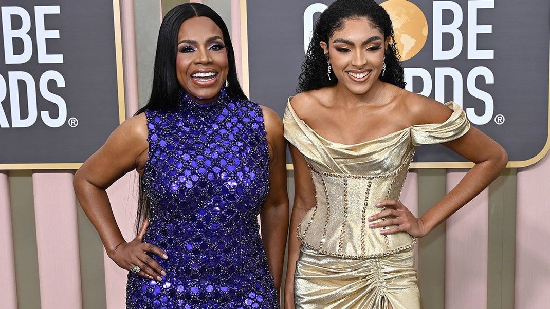 Sheryl Lee Ralph mit Tochter Ivy Coco Maurice auf dem Roten Teppich der diesjährigen Golden Globes in Beverly Hills. 