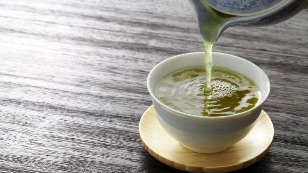 Bambus-Tee ähnelt dem Grüntee, enthält aber kein Koffein.