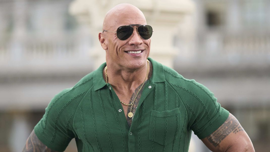 "The Rock" scheint sich am Set gern auf ungewöhnlichem Weg zu erleichtern.