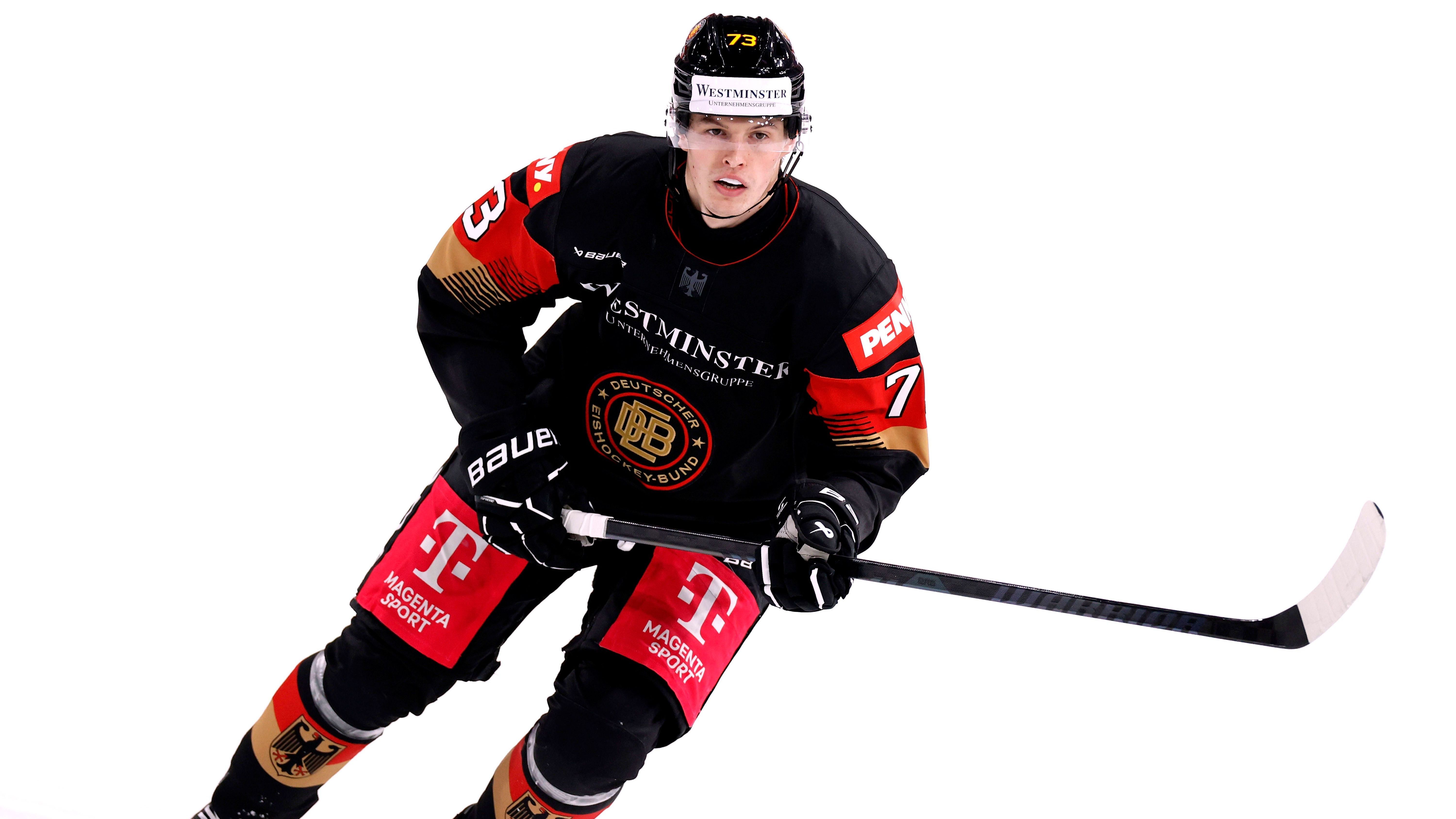 <strong>Lukas Reichel</strong><br>Position: Stürmer<br>Verein: Chicago Blackhawks