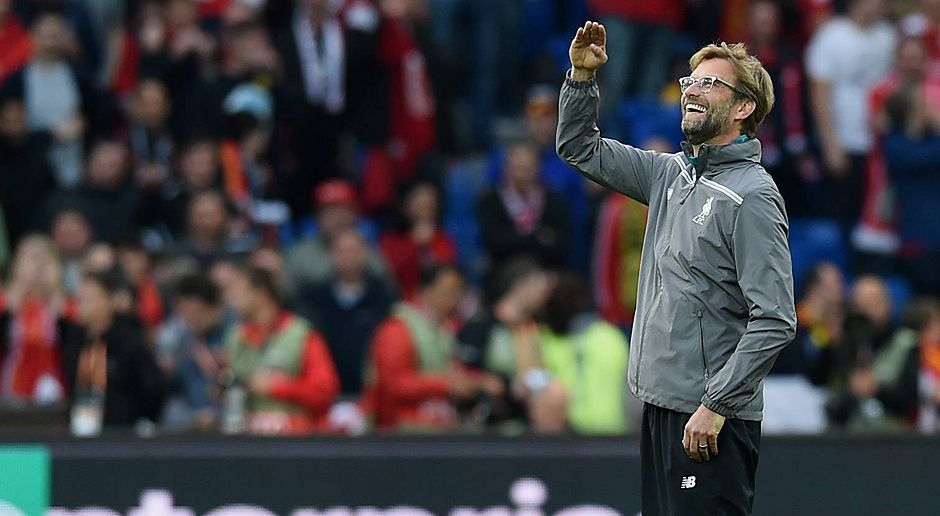 
                <strong>Jürgen Klopp FC Liverpool</strong><br>
                Klopp begrüßt seine Bekannten, die Laune ist bestens.
              