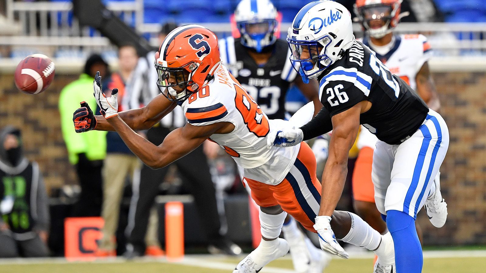 
                <strong>Jets draften zweimal Michael Carter</strong><br>
                ... an Position 154 war es der Cornerback der Duke Blue Devils. Was es wieder besonders macht, ist die Rivalität der beiden Universitäten, die gerade einmal etwas mehr als 10 Meilen trennt.
              