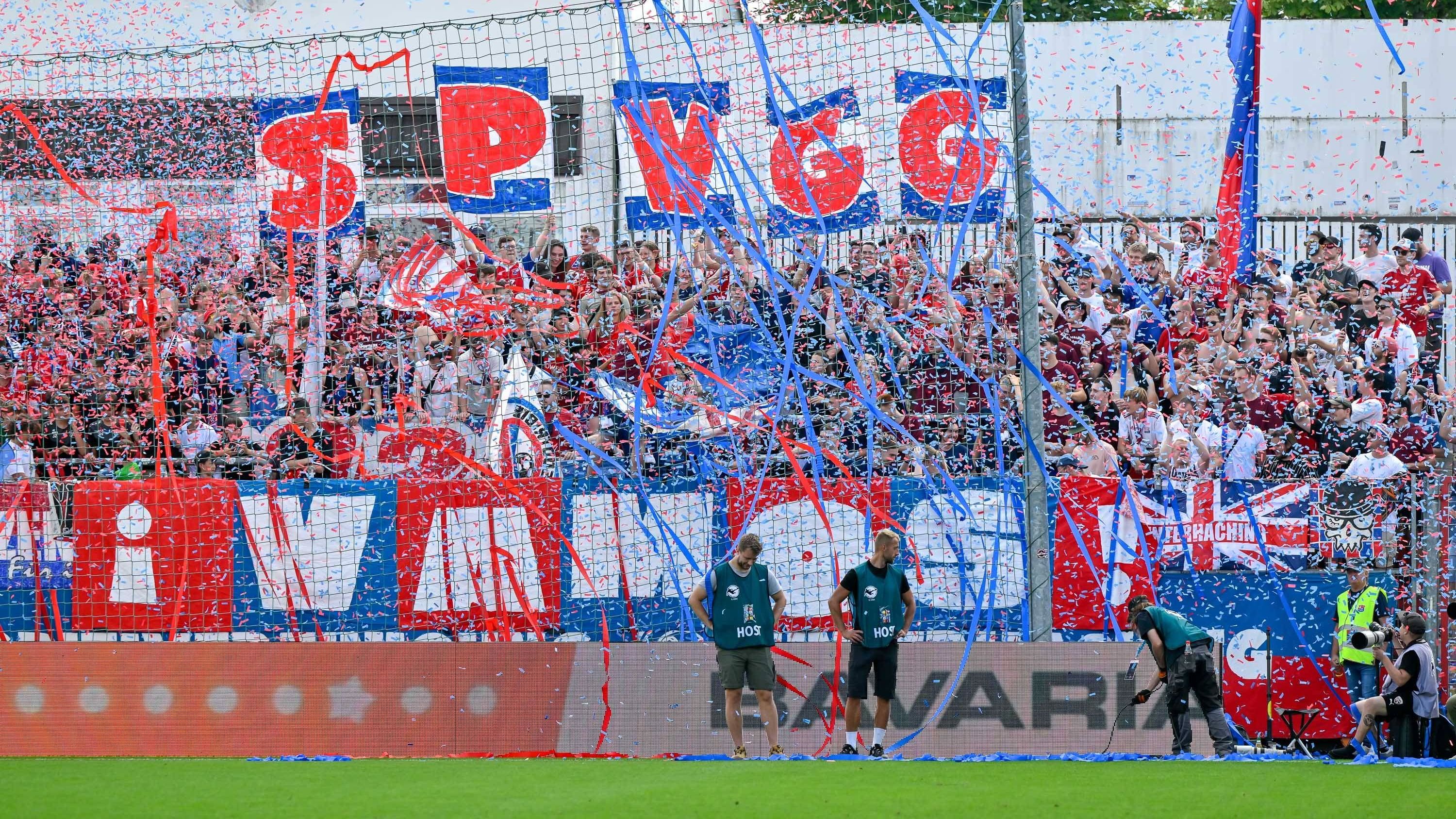 <strong>Platz 16: SpVgg Unterhaching</strong><br>- Verkaufte Dauerkarten: 1.000<br>- Veränderung zur letzten Saison: +250