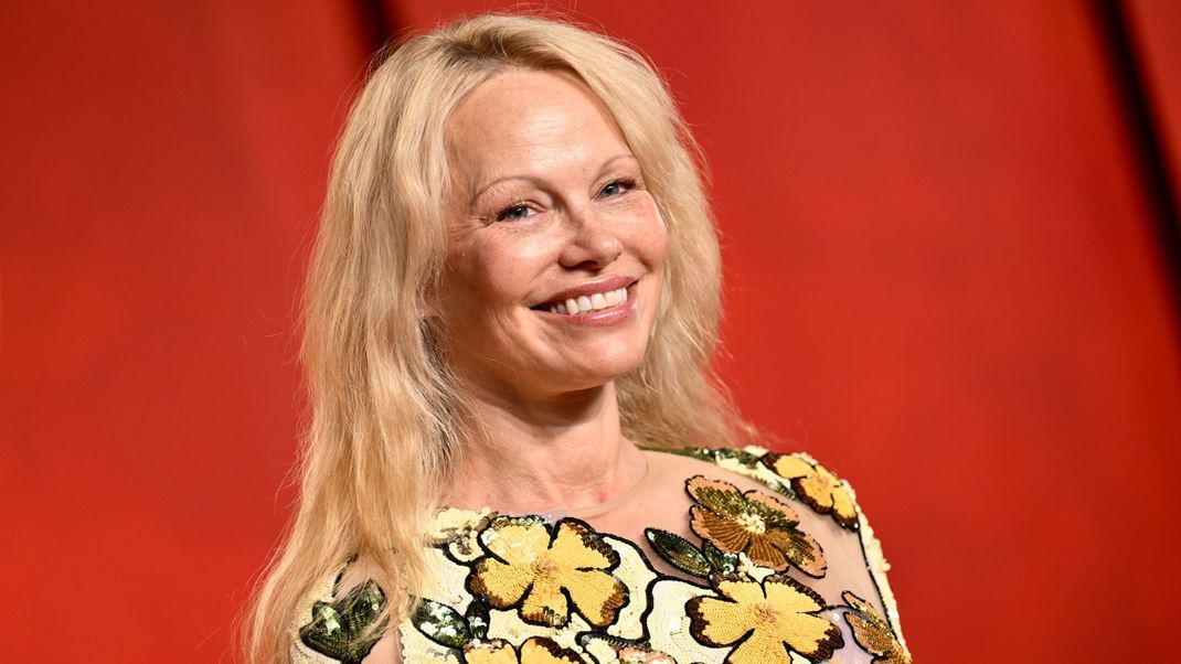 Pamela Anderson frisch und ohne Schminke bei der "Vanity Fair"-Party.