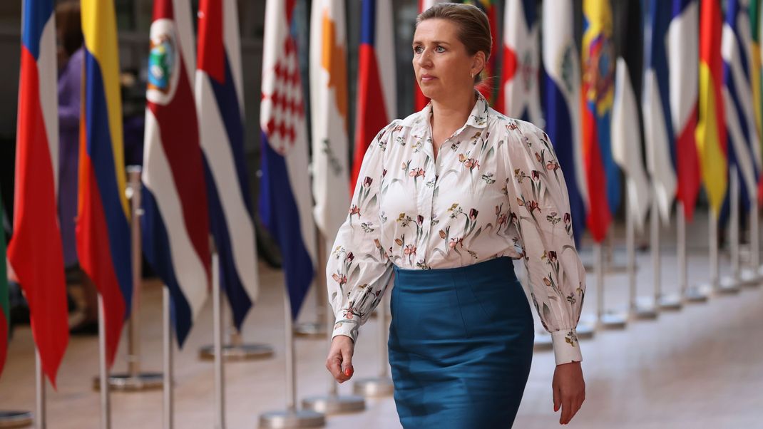 Dänemarks Ministerpräsidentin Mette Frederiksen hat den Rechten den Kampf angesagt.