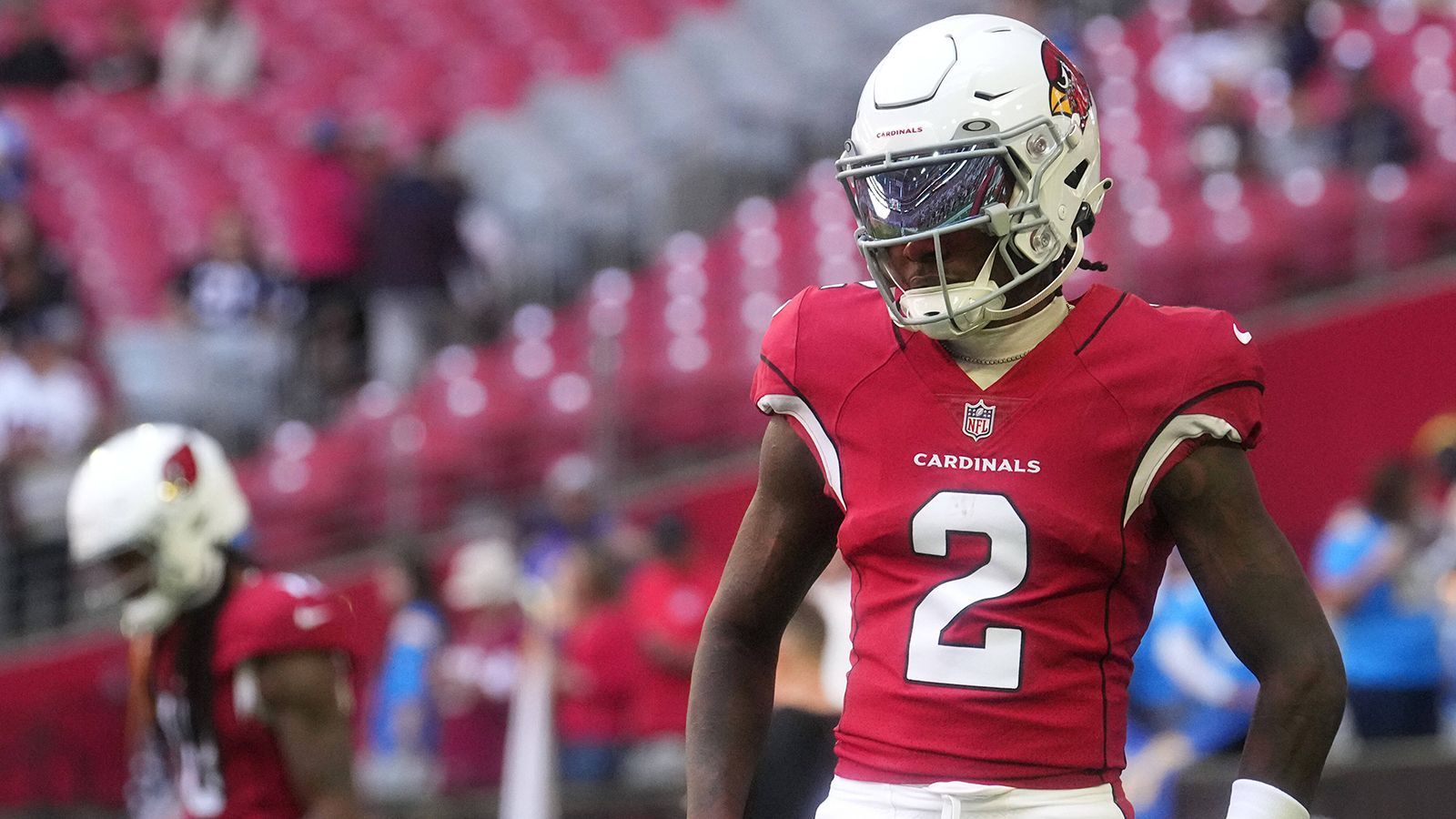 
                <strong>Arizona Cardinals </strong><br>
                &#x2022; <strong>Name:</strong> Marquise Brown<br>&#x2022; <strong>Position:</strong> Wide Receiver<br>&#x2022; <strong>Stats 2022:</strong> 709 Receiving Yards, 67 Receptions, drei Touchdowns<br>
              
