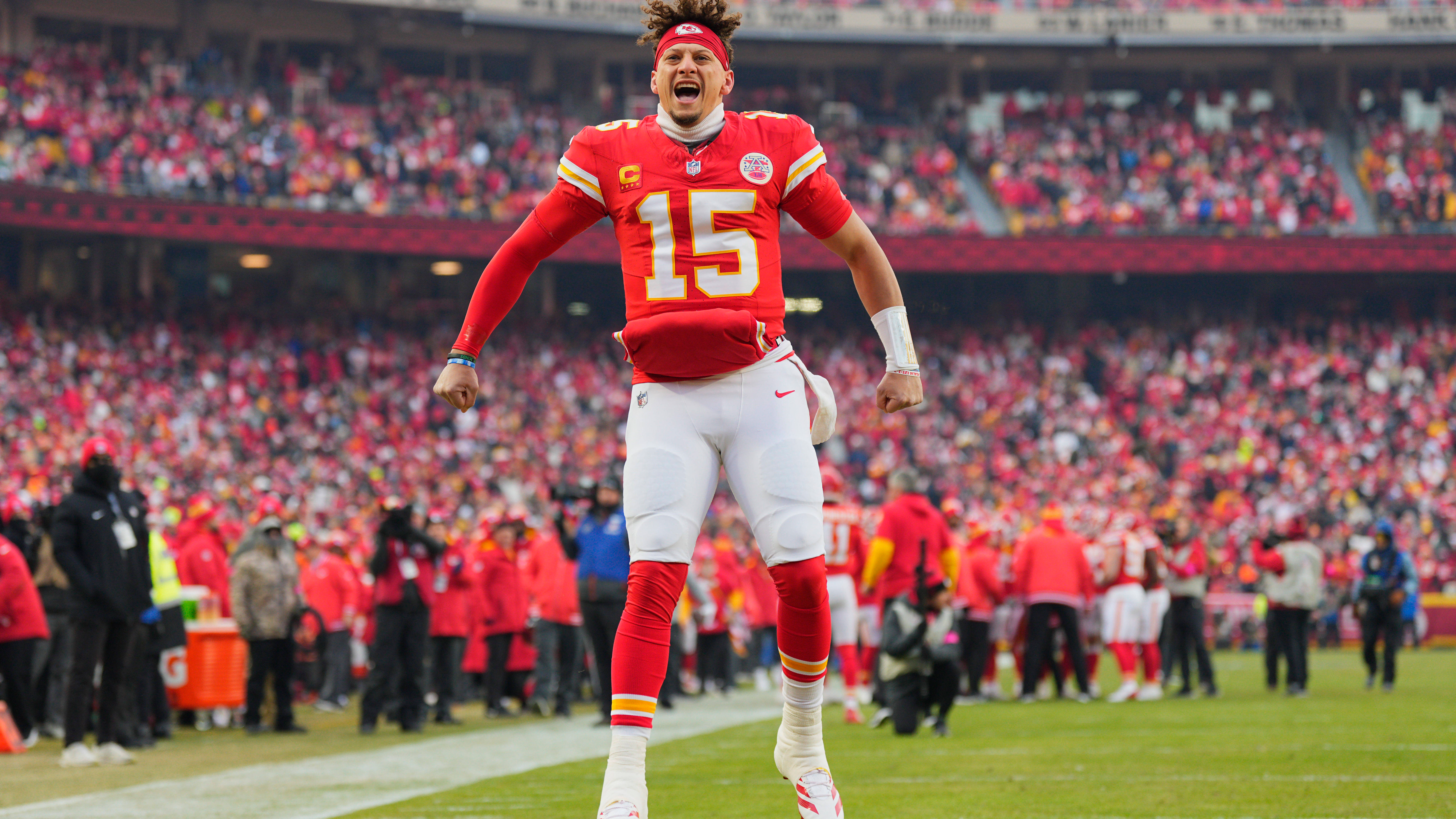 <strong></strong><strong>Patrick Mahomes (Kansas City Chiefs)</strong><br>Position: Quarterback<br>MVP-Quote: 2,2