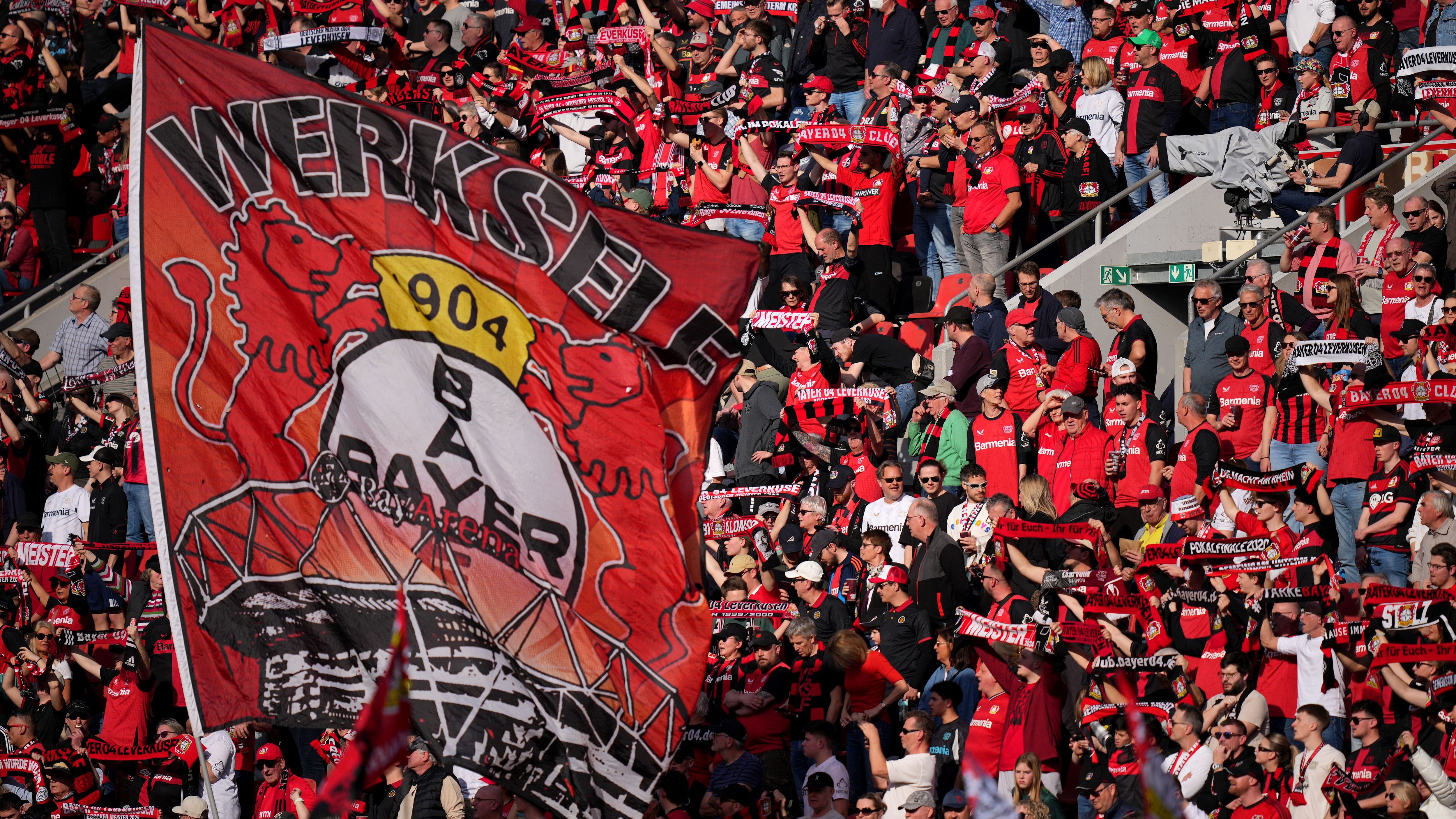 <strong>2065 Bayer Leverkusen</strong> <br>Langfristig entwickeltes Team schlägt Bayern knapp