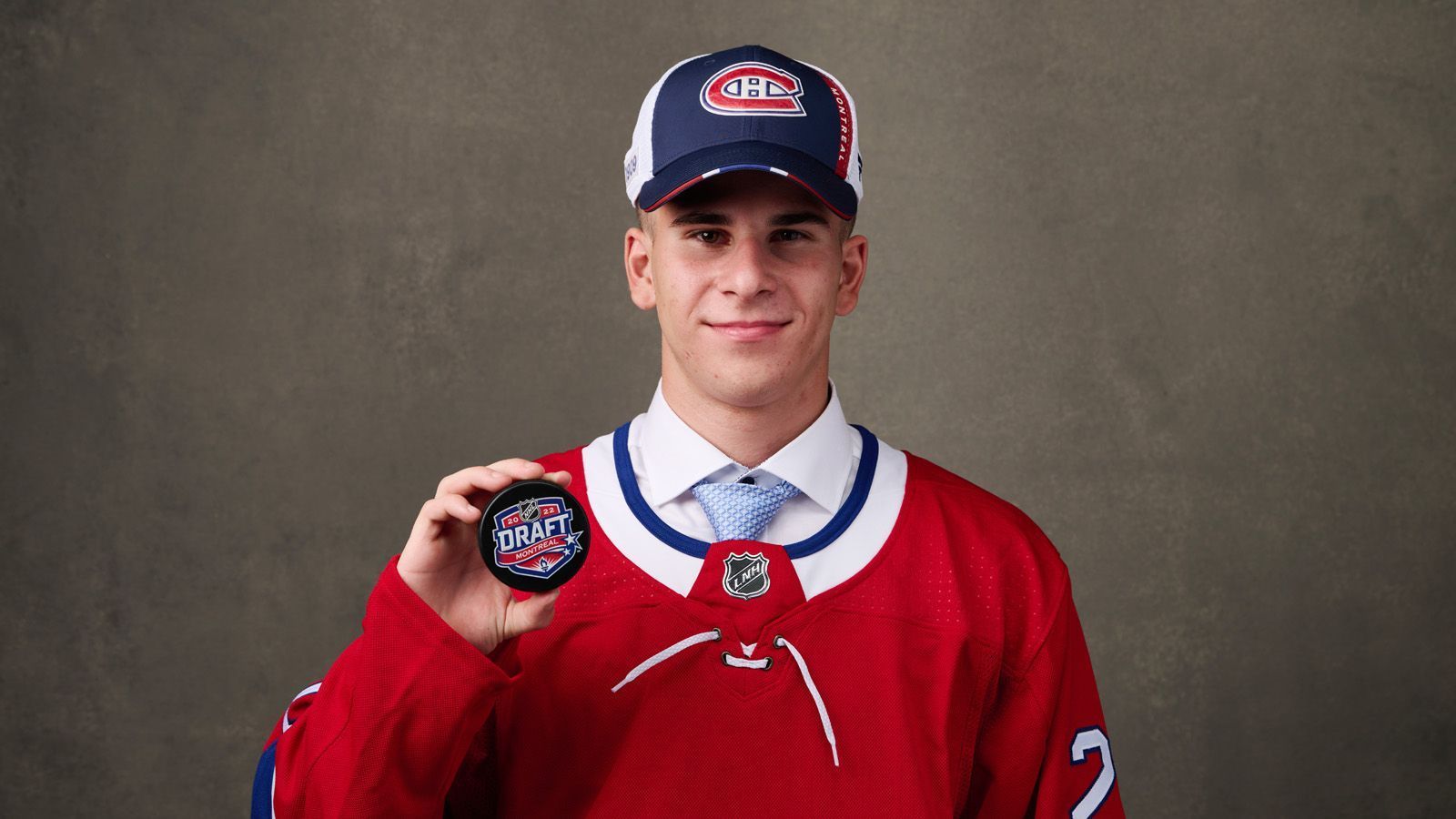 
                <strong>26. Pick - Montreal Canadiens (von den Calgary Flames): Filip Mesar</strong><br>
                &#x2022; Position: Rechter Flügel<br>&#x2022; Nationalität: Slowakei<br>&#x2022; Klub: HK Poprad (Slowakei)<br>
              