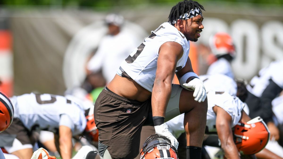 Myles Garrett über Baker und Watson