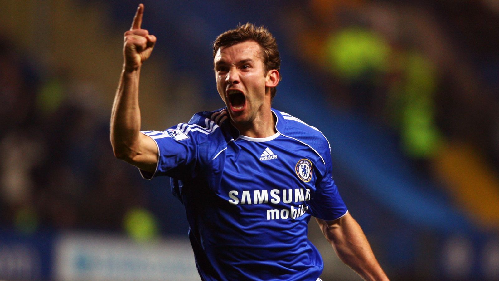 
                <strong>Platz 11 - Andriy Shevchenko (FC Chelsea)</strong><br>
                &#x2022; Ablösesumme: 129 Millionen Euro<br>&#x2022; Wechsel vom AC Mailand zum FC Chelsea (2006)<br>
              