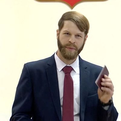 Der US-Bürger Daniel Martindale ist für seine Spionagetätigkeit für Putins Truppen in der Ostukraine mit dem russischen Pass belohnt worden.