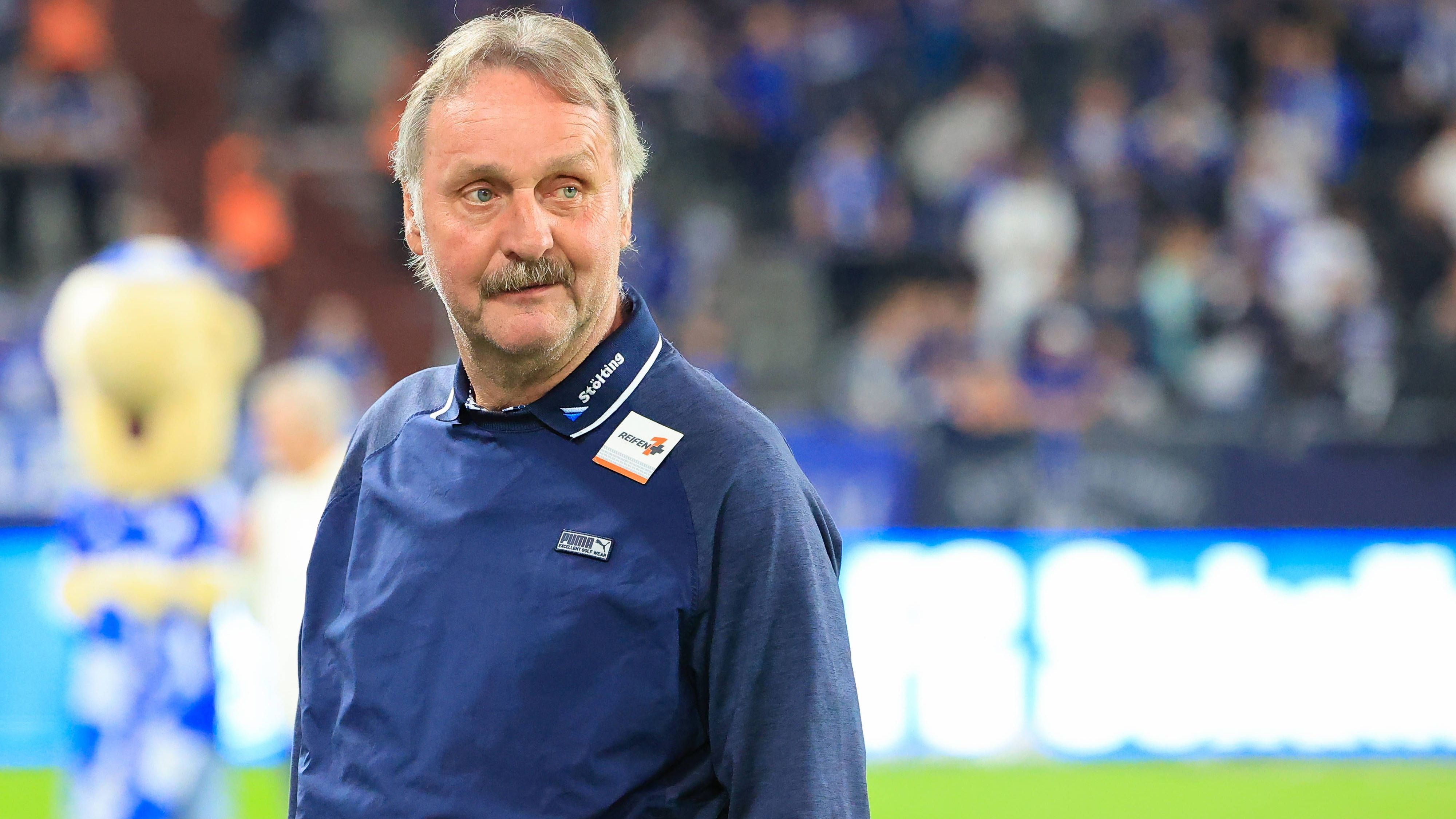 <strong>Peter Neururer (zuletzt Vorstandsmitglied beim Wuppertaler SV)</strong><br>Ein blauer Porsche soll bereits in Köpenick gesichtet worden sein - Ironie aus. Übernimmt Peter Neururer die "Eisernen"? Die nötige Erfahrung für den Abstiegskampf bringt "Peter der Große" ohne Zweifel mit. Zuletzt als Trainer tätig war er jedoch 2014 in Bochum - lange her. Äußerst realistisch ist diese Option daher nicht.