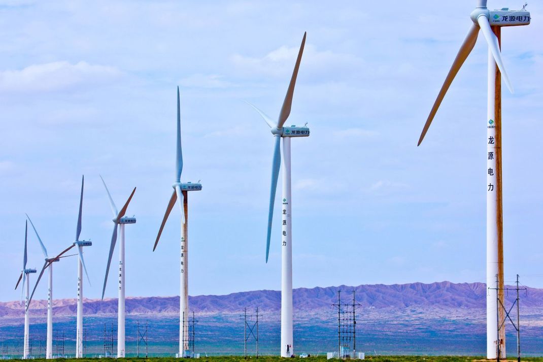 In China entsteht der weltweit größte Windpark.