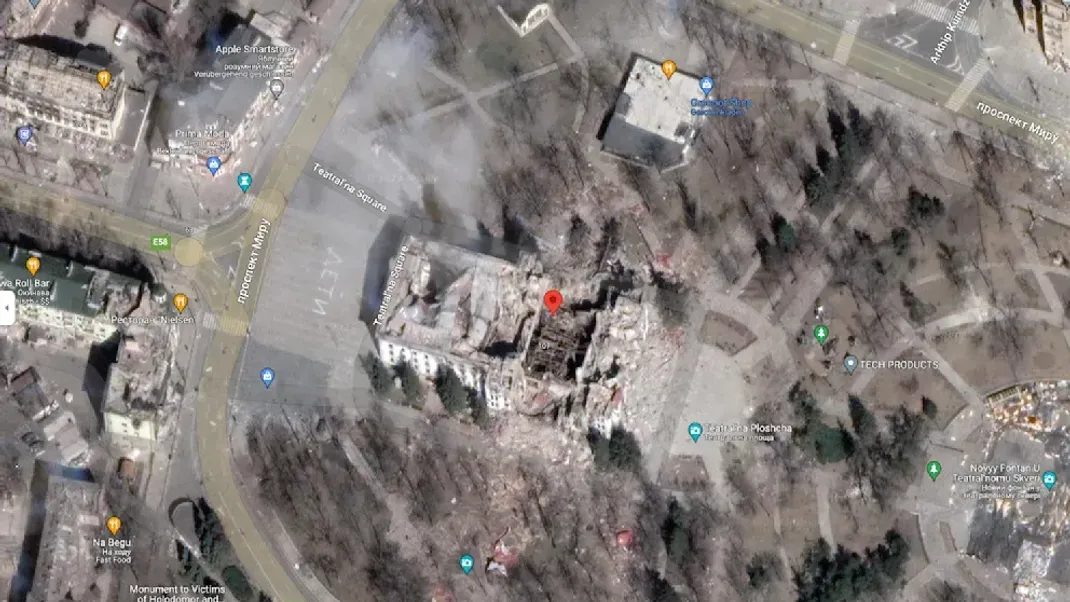 Google Maps zeigt zerstörtes Mariupol und schreckliche Massengräber.