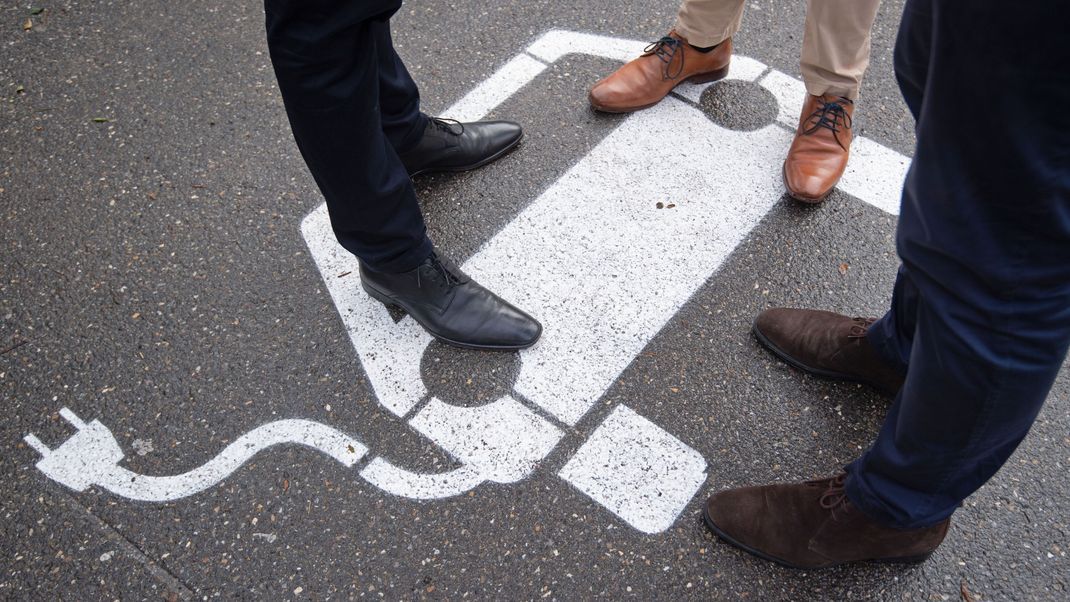 2022 gab der Staat mehr Geld als je zuvor zur Förderung von Elektroautos aus.