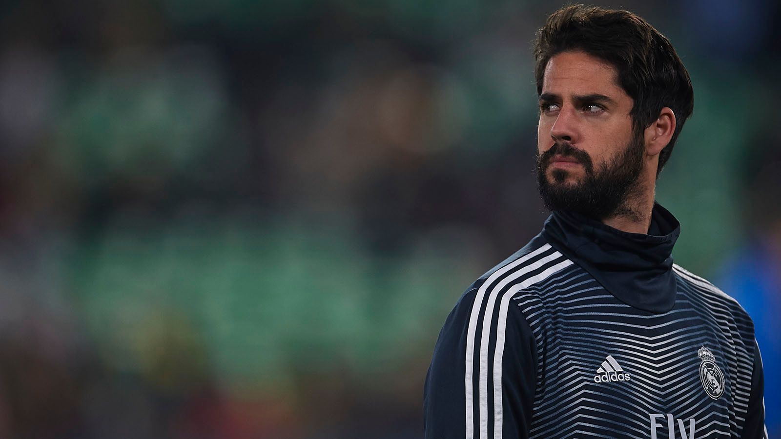 
                <strong>Isco (Real Madrid)</strong><br>
                Der Spanier wäre eine Verpflichtung aus der Kategorie Superstar. Bei Real Madrid soll sich der Offensiv-Allrounder schon seit längerer Zeit nicht mehr wohl fühlen, weil er nicht seine gewünschten Einsatzzeiten erhält. Der 26-Jährige kann sowohl offensiv im Zentrum als auch auf den Außen spielen. Für eine Verpflichtung müssten die Bayern aber tief in die Tasche greifen und über die bisherige Schmerzgrenze hinausgehen. 
              