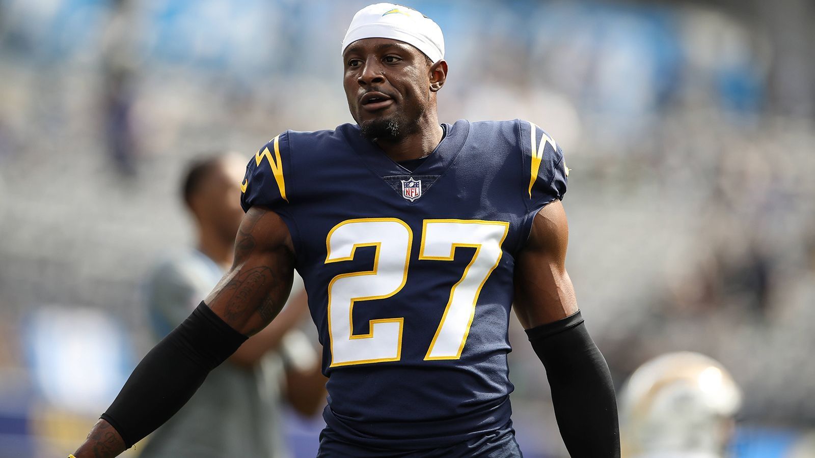 
                <strong>J.C. Jackson </strong><br>
                &#x2022; vollständiger Name: Jerald Christopher Jackson<br>&#x2022; Team: Los Angeles Chargers<br>&#x2022; Position: Cornerback<br>
              