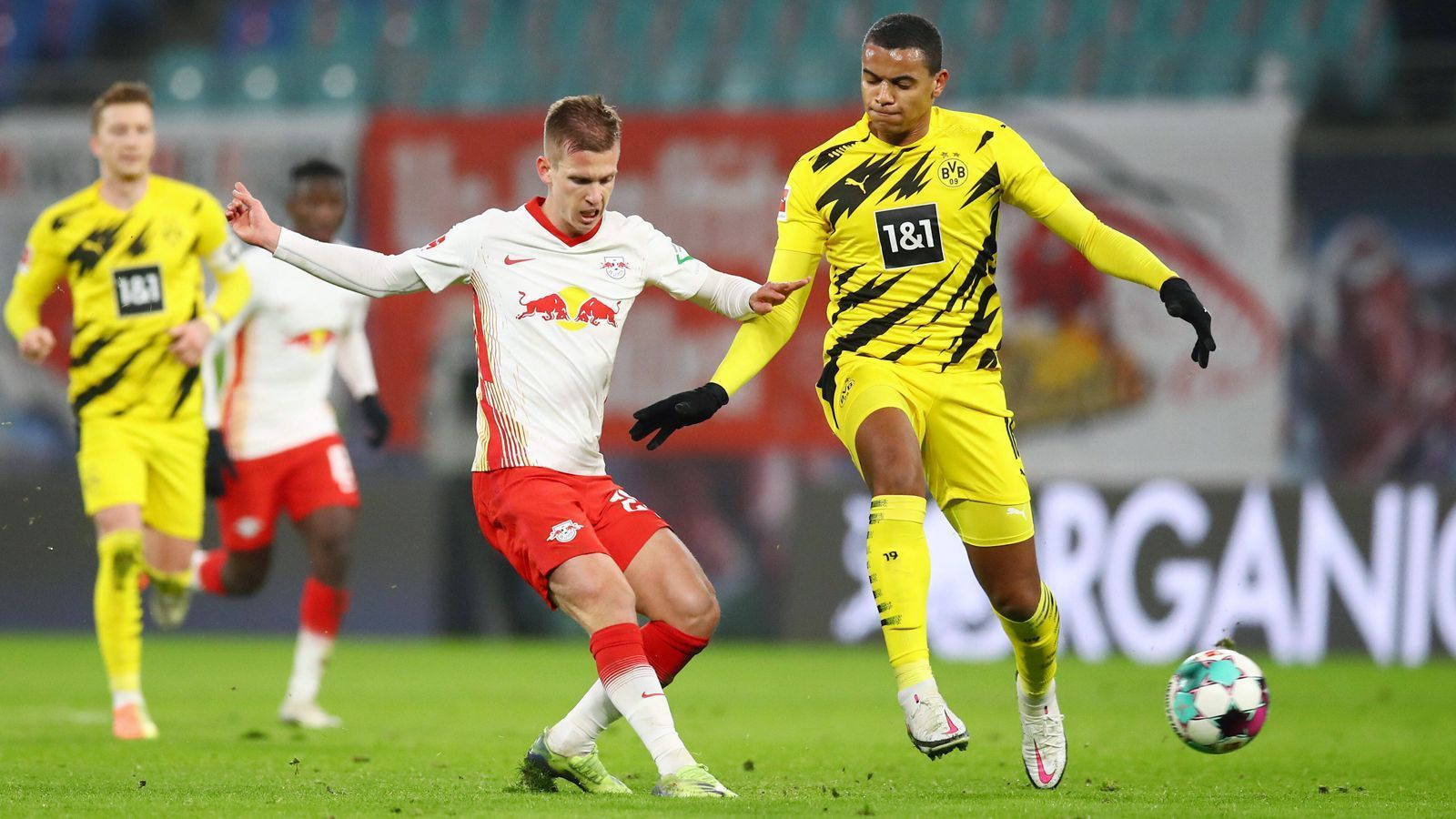 
                <strong>Manuel Akanji</strong><br>
                Er liefert neben Hummels souverän ab. Leistet sich gegen spielstarke Leipziger kaum einen Fehler, sehr umsichtig. ran.de-Note: 2
              