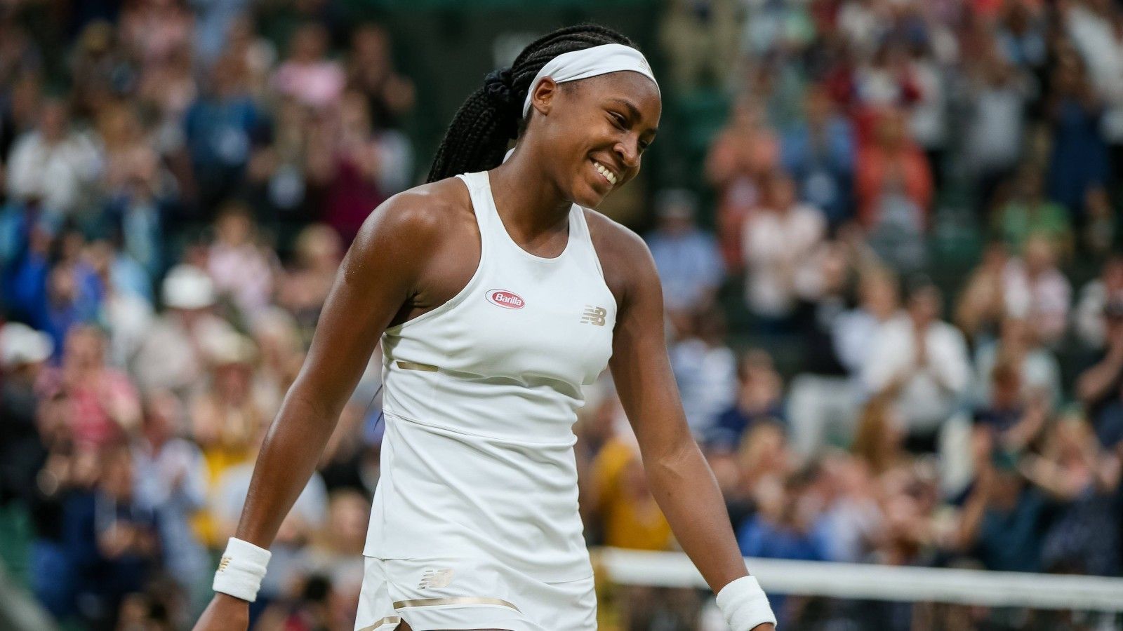 
                <strong>Cori Gauff: Wunderkind erobert Wimbledon</strong><br>
                Vor und nach jedem Spiel betet sie gemeinsam mit ihrem Vater. "Wir bitten nicht um den Sieg, sondern darum, dass ich und meine Gegnerin gesund bleiben", sagt sie. 
              