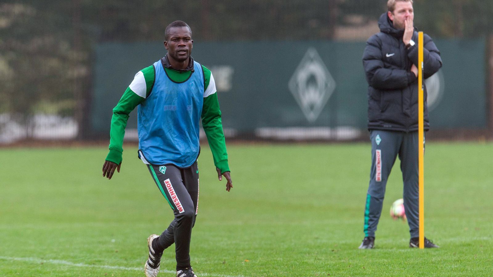 
                <strong>Fallou Diagne (SV Werder Bremen)</strong><br>
                Der senegalesische Innenverteidiger Fallou Diagne hat ebenfalls keine Zukunft an der Weser, nachdem seine anderthalbjährige Leihe nach Metz nach dem Abstieg der Franzosen endete. Der 28-Jährige war auch schon vor seinem zwischenzeitlichen Abgang nach Metz in Bremen außen vor und so dürfte es im Sommer 2018 zur endgültigen Trennung kommen, denn Diagnes Vertrag läuft nur noch bis 2019. Für Bremen absolvierte der ehemalige Freiburger lediglich drei Pflichtspiele, seit er 2016 von Stade Rennes an die Weser wechselte.
              