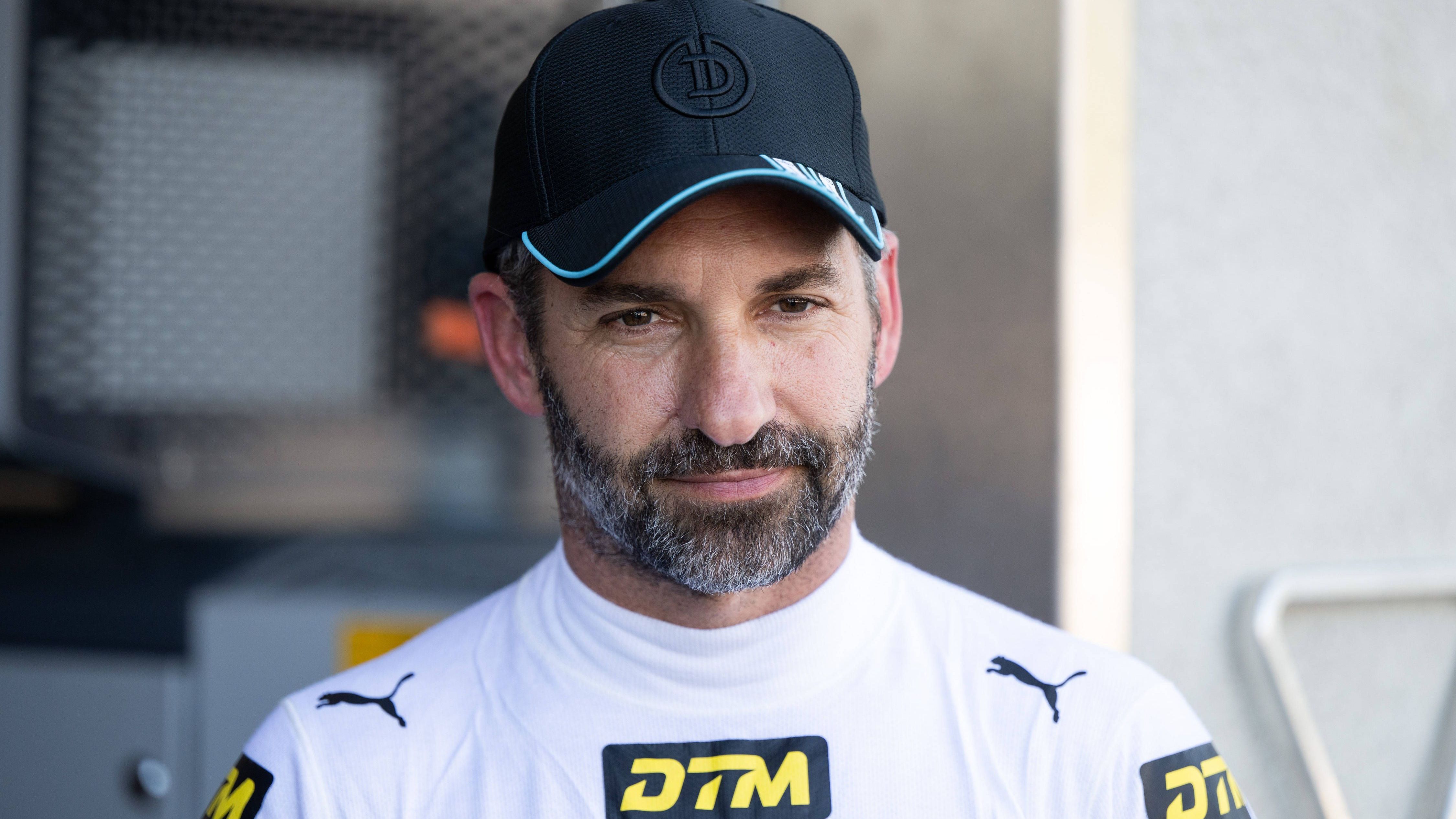 <strong>Platz 22: Timo Glock (Dörr Motorsport - McLaren)</strong><br>"Kamikaze" und "unfahrbares Auto" sind die Wörter, die der ehemalige F1-Pilot wählte, um <a href="https://www.ran.de/sports/motorsport/dtm/videos/dtm-kamikaze-und-unfahrbares-auto-glock-erlebt-comeback-zum-vergessen">sein DTM-Comeback</a> zu beschreiben. Und es stimmt, im Vergleich zum jungen Ben Dörr, hatte Glock deutlich größere Probleme. Für den Lausitzring greift der 43-Jährige zu einer radikalen Änderung. Er wird mit dem Vorjahresauto von Dörr fahren, da sein aktuelles keine Option sei.