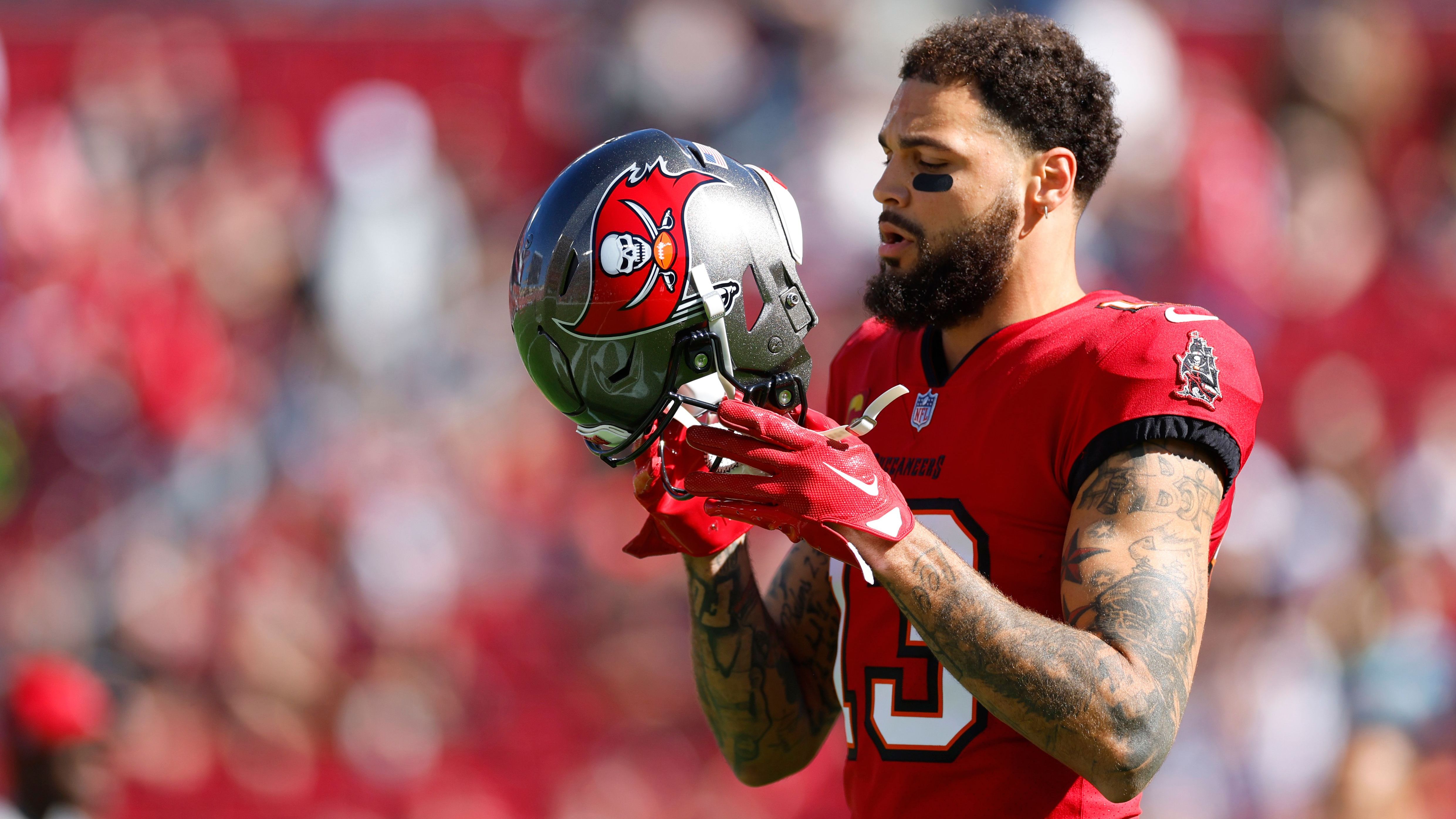 <strong>Receiving Yards</strong><br>1. DeAndre Hopkins: 12.965 Receiving Yards<br>2. Mike Evans (im Bild): 12.684 Receiving Yards<br>3. Travis Kelce: 12.151 Receiving Yards