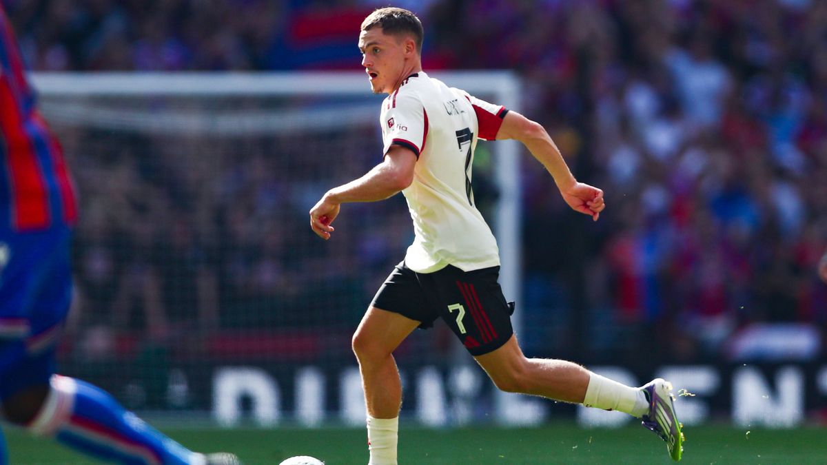 Florian Wirtz (7 Liverpool) in action during the 2025 FA Community Shield game between Crystal Palace and Liverpool at Wembley Stadium in London, England. PUBLICATIONxNOTxINxBRAxMEX Copyright: xx S...