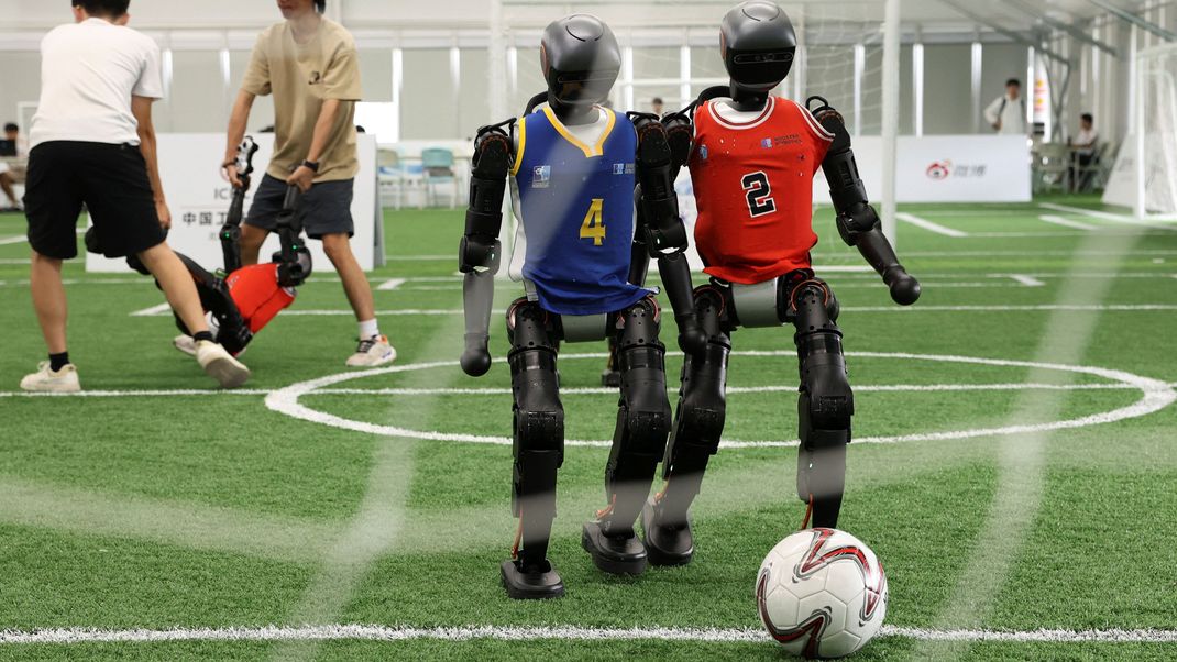 CHINA-ROBOTS/SOCCER