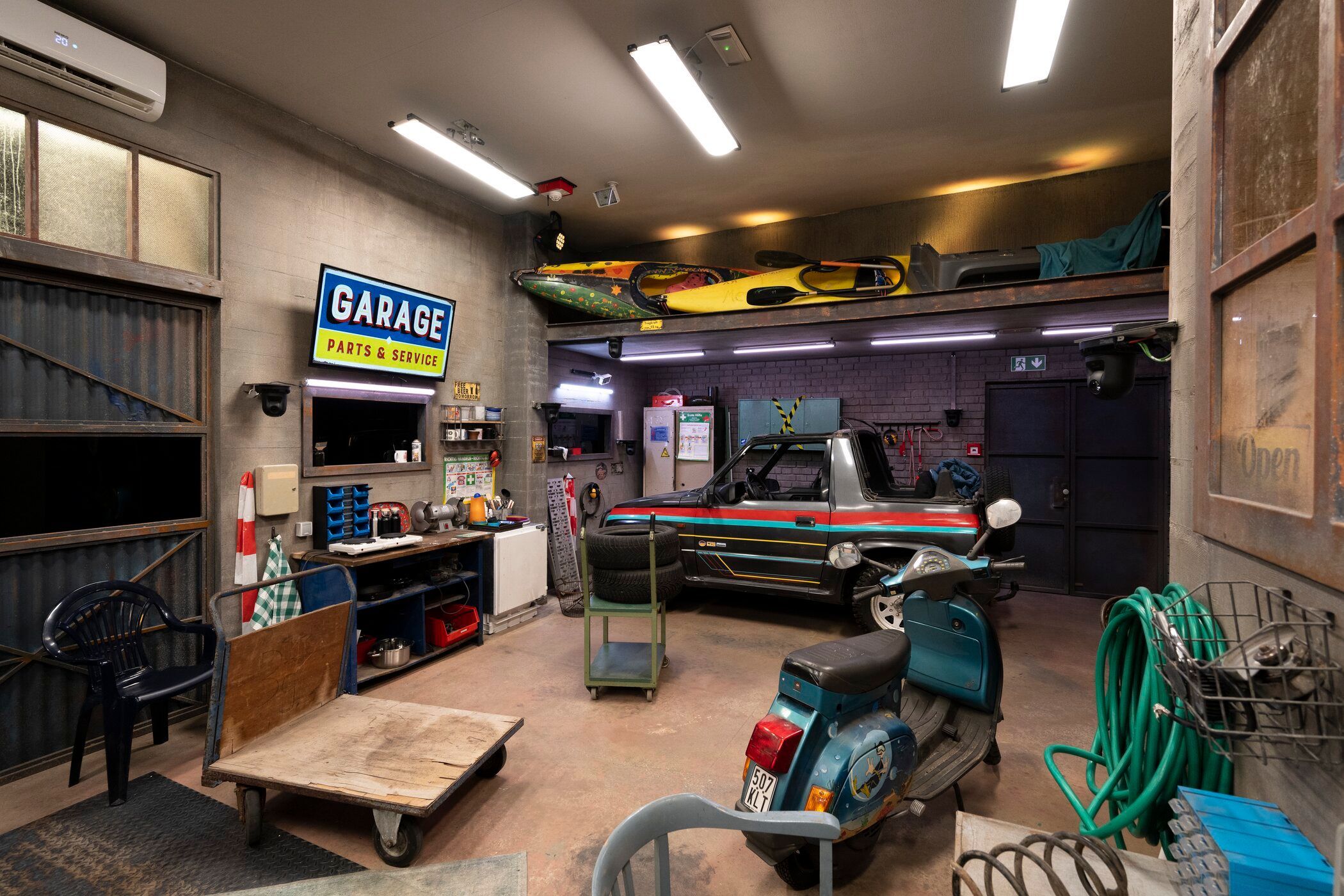 Die Garage im "Promi Big Brother"-Haus 2022