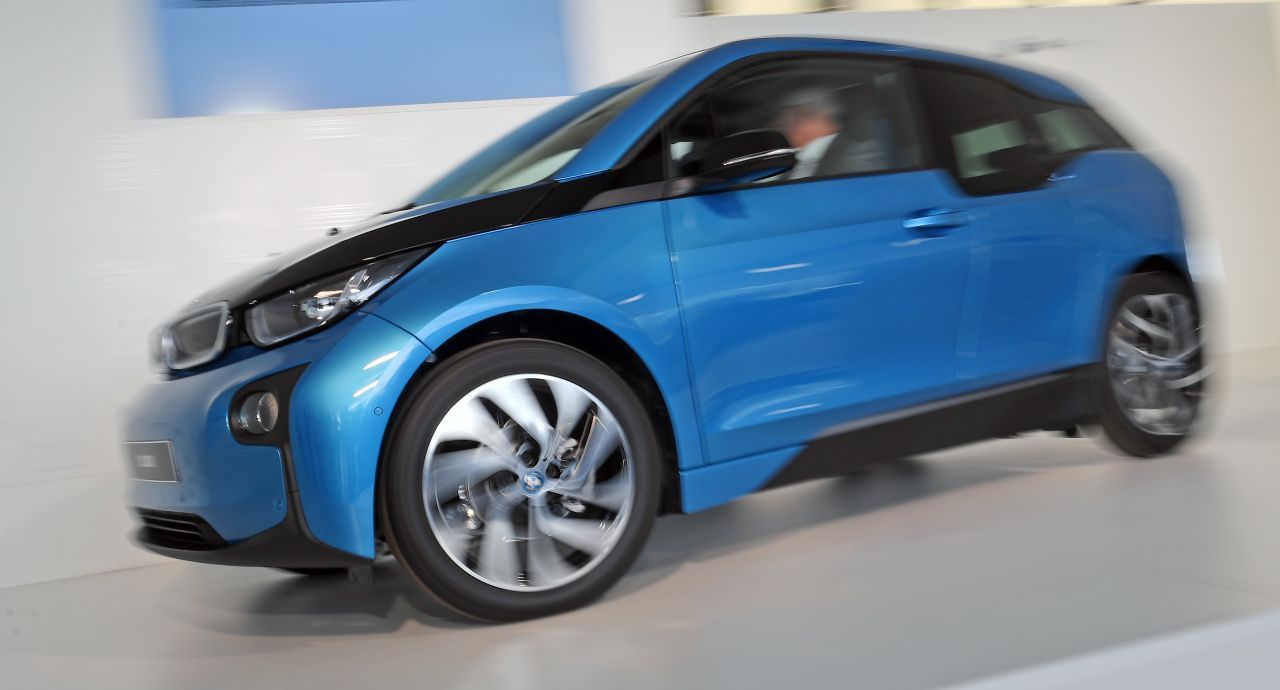 Der BMW i3 wird seit 2013 produziert und kostet unter 40.000 Euro.