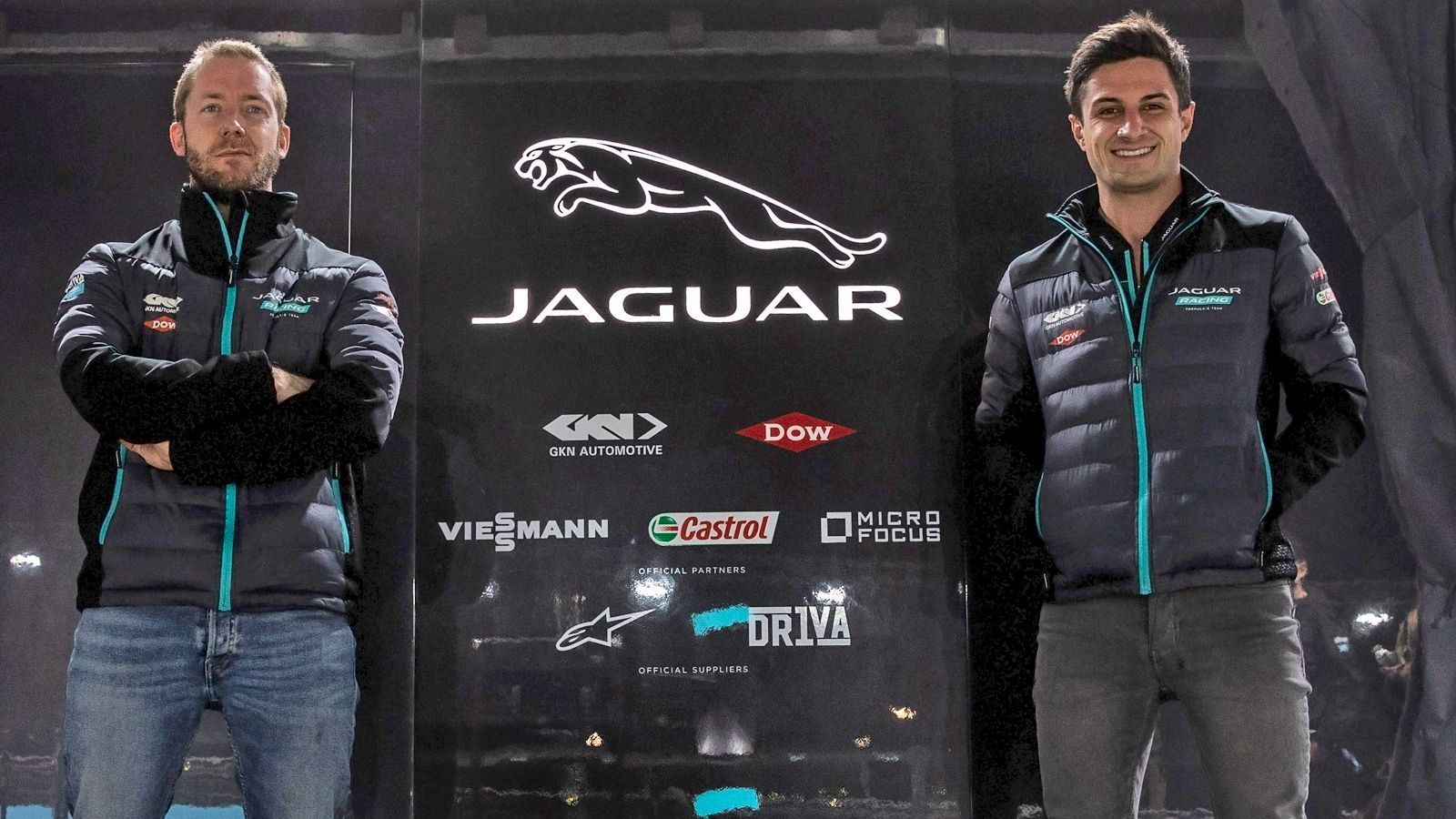 
                <strong>Jaguar TCS Racing</strong><br>
                Sam Bird (l.) und Mitch Evans
              