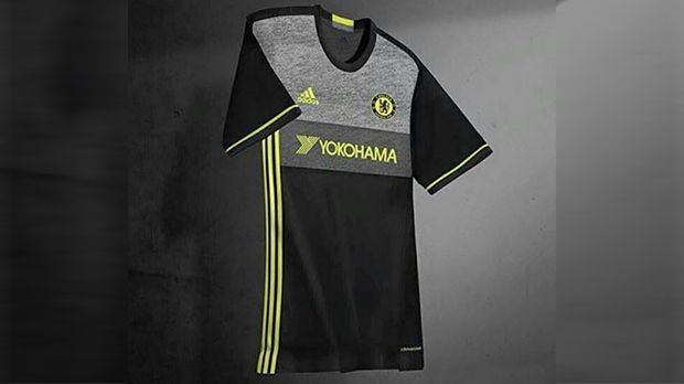 
                <strong>Chelsea Alternativtrikot 2016/2017</strong><br>
                Das alternative Trikot soll in der kommenden Saison eine Mischung aus Schwarz- und Grautönen enthalten. Auffällig ist das strahlende Gelb, das sich von den dunkleren Farbtönen abhebt. 
              