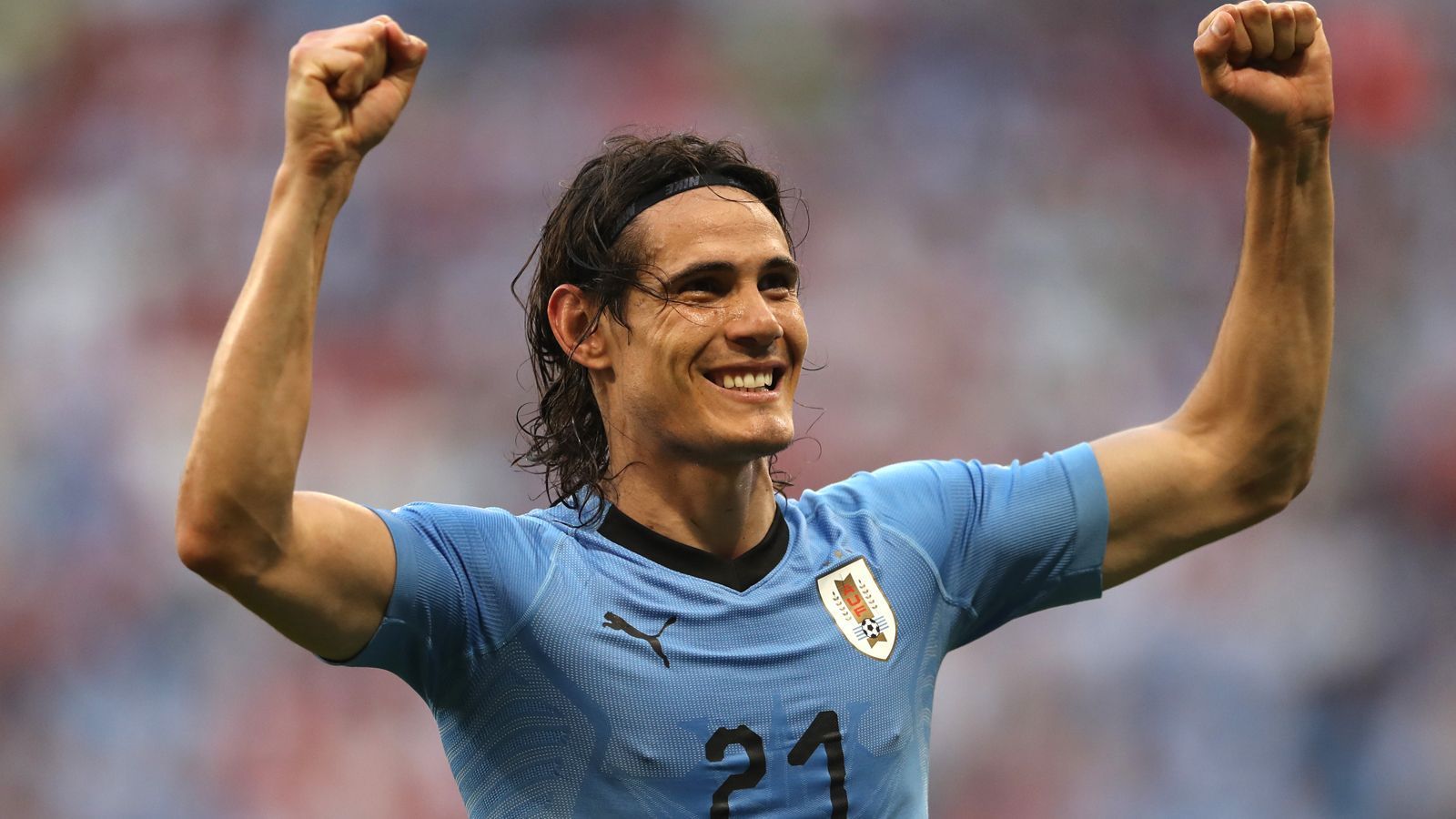 
                <strong>Edinson Cavani (Manchester United)</strong><br>
                Abgebender Verein: vereinslos, war zuvor bei PSG - Position: Stürmer - Ablösesumme: ablösefrei - Marktwert: 20 Millionen Euro
              