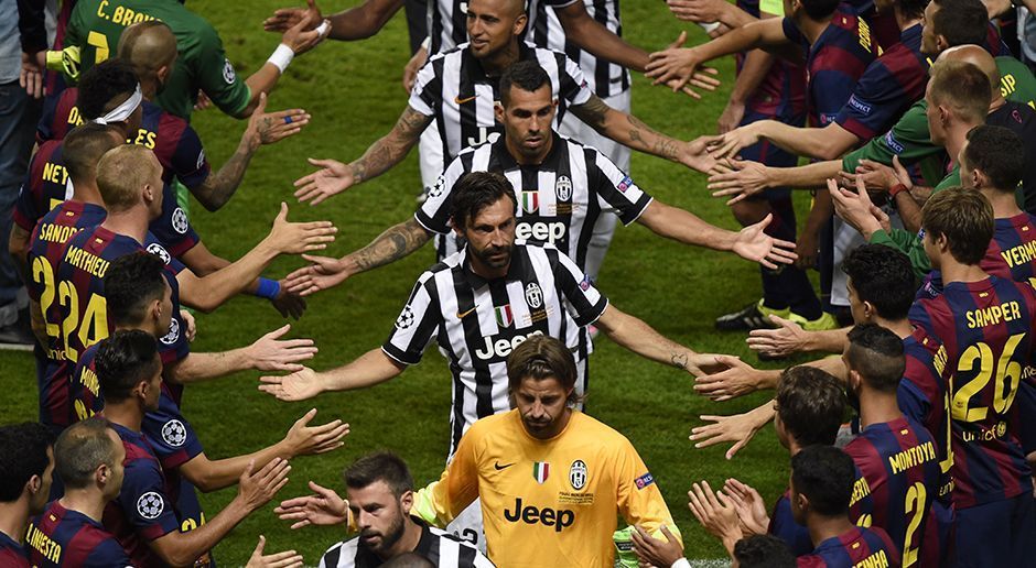 
                <strong>Serie A - Die Zahlen seit 2012</strong><br>
                Transfer-Ausgaben in Milliarden: 3,085Achtelfinal-Teilnahmen: 8Viertelfinal-Teilnahmen: 3Halbfinal-Teilnahmen: 1Final-Teilnahmen: 1Titel: 0Fazit: Juventus Turin konnte seit 2013 als einziges Team die spanische Dominanz durchbrechen und ins Finale der Champions League einziehen (2015). Ansonsten ist an den "Erfolgen" nicht abzulesen, dass die Klubs der Serie A eine Milliarde mehr für Spielerwechsel ausgaben als die Bundesliga und 800 Millionen mehr als die Klubs aus Spanien.
              