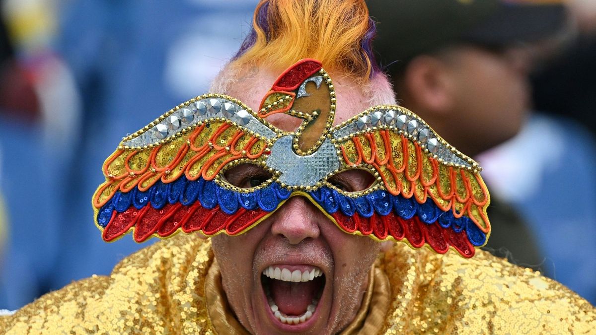 Die Fans sind heiß - hier der Kolumbianer &quot;El Cole&quot;