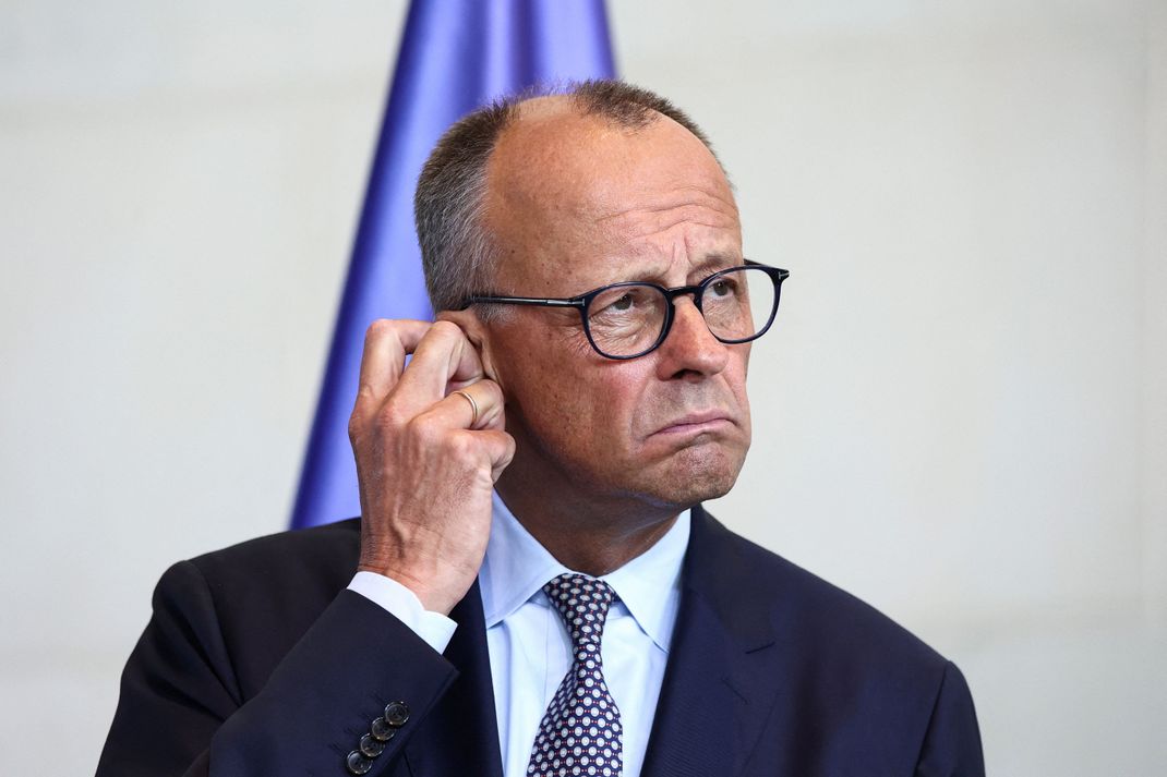 Mit den Zustimmungswerten in einer jüngsten Umfrage kann Friedrich Merz nicht zufrieden sein. (Symbolbild)
