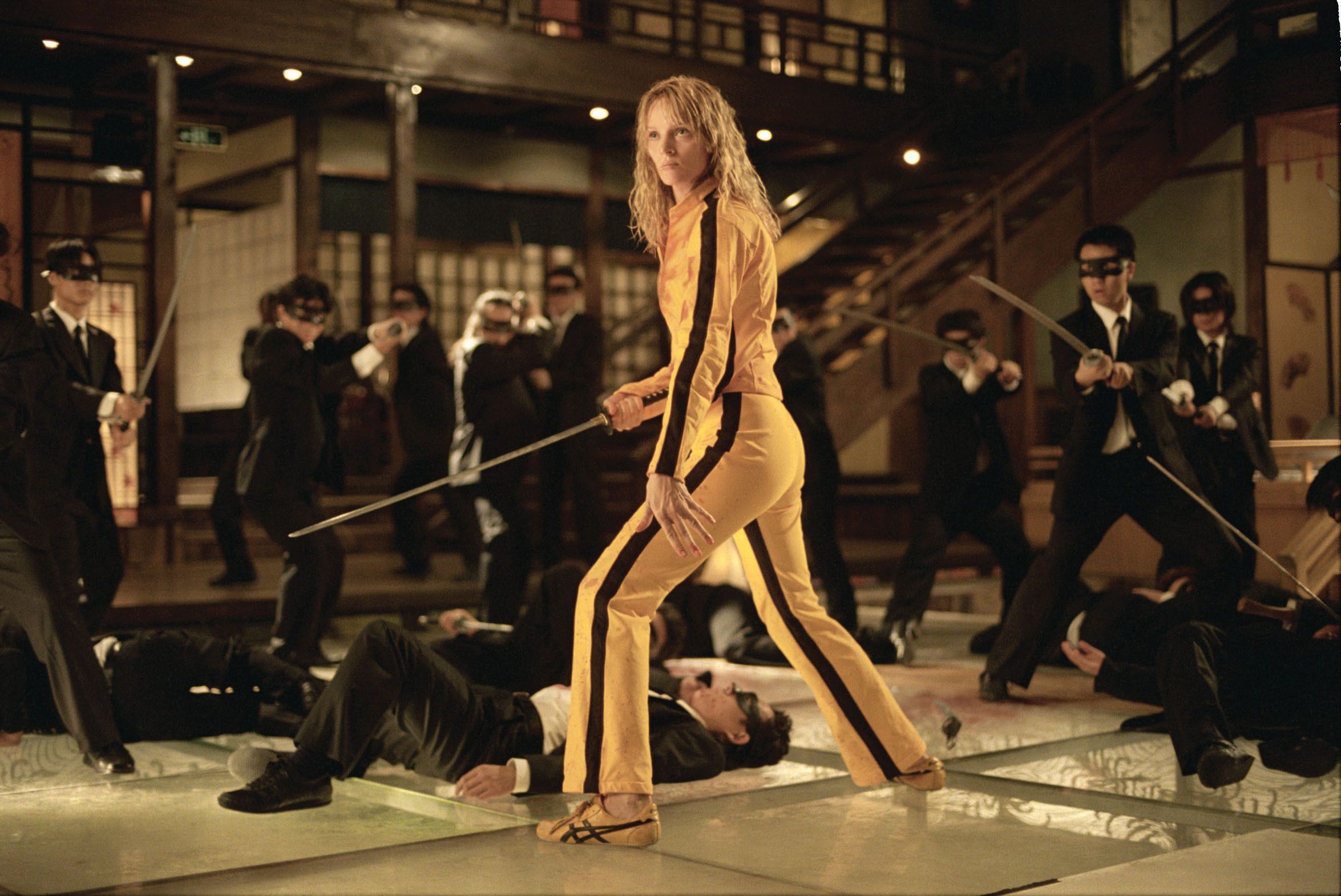 In den beiden "Kill Bill"-Filmen ist der Name Programm: Mit einem Samuraischwert im Gepäck macht sich die Braut aka Beatrix Kiddo auf, sich an ihrem Ex-Freund Bill (David Carradine) zu rächen, der sie hochschwanger und mit einer Kugel im Kopf an ihrer Hochzeit zurückgelassen hat. Dabei hinterlässt sie eine blutige Schneise der Verwüstung und stellt klar: Mit einer entschlossenen Frau legt man sich besser nicht an.