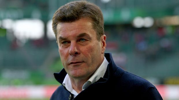 
                <strong>Dieter Hecking (VfL Wolfsburg)</strong><br>
                Dieter Hecking (VfL Wolfsburg): Polizist vor der Profikarriere, danach kaufmännische Ausbildung und Studium Sportmanagement
              