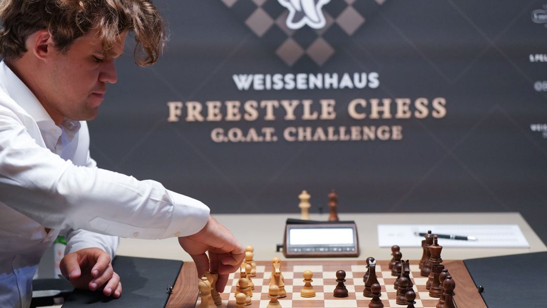 Der Norweger Magnus Carlsen wird in der kommenden Saison für den Schachklub des FC St. Pauli (Hamburg) antreten.