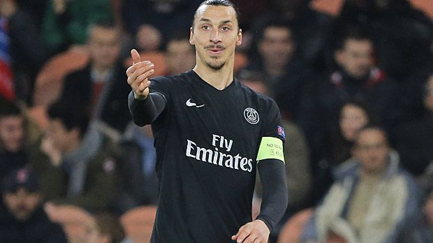 
                <strong>Zlatan Ibrahimovic wählt sein Dream-Team</strong><br>
                Zlatan Ibrahimovic darf sich schon knapp zwei Wochen vor Weihnachten was wünschen. Auf "uefa.com" nennt der Schwede von Paris St. Germain fünf Spieler, mit denen er am liebsten zusammenspielen würde. Sein Motto: "Ich brauche keine Verteidiger, nur Angreifer!" Na dann: volle Attacke! ran.de stellt Ibras Dream-Team vor.
              