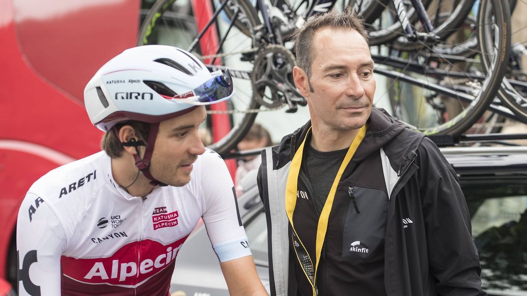 2017 feuerte Radsport-Star Erik Zabel seinen Sohn Rick Zabel noch bei der Tour de France an - heute haben sie beide ihre Radsportkarriere beendet.