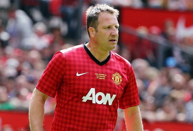 
                <strong>Lee Martin</strong><br>
                Sechs Jahre spielte Lee Martin für Manchester United und gewann mit seinen Kollegen den FA-Cup sowie den Europäischen Supercup. Martin machte 73 Spiele für die Red Devils, bevor es ihn 1994 zum Celtic Football Club verschlug.
              