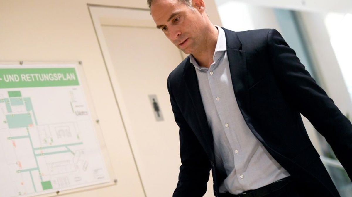 Mintzlaff glaubt an reguläres Ende der Bundesliga
