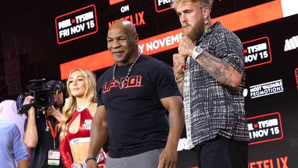 Mike Tyson vs Jake Paul press conference during Fanatics Fest in New York City Featuring: Mike Tyson, Jake Paul Where: New York, New York, United States When: 19 Aug 2024 Credit: Janet Mayer INSTAR...