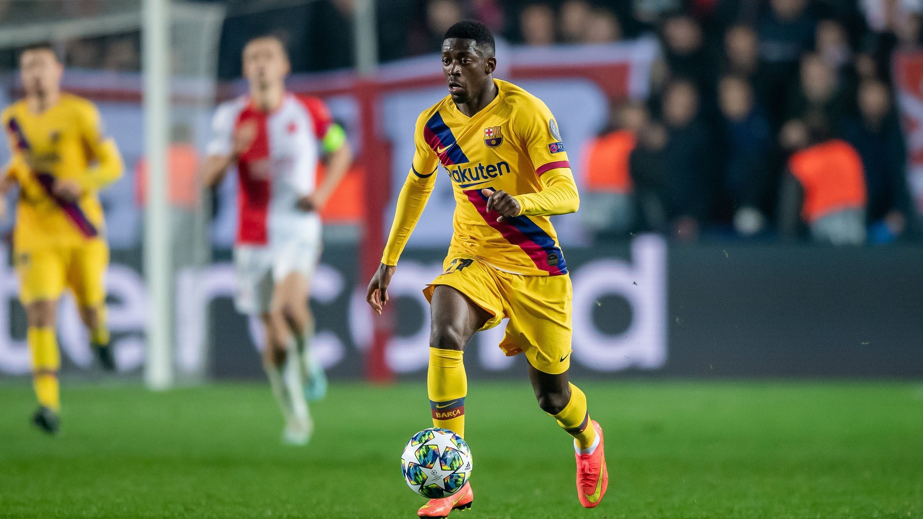 
                <strong>Ousmane Dembele (FC Barcelona)</strong><br>
                Messi: "Seine Schnelligkeit im Training ist angsteinflößend."
              