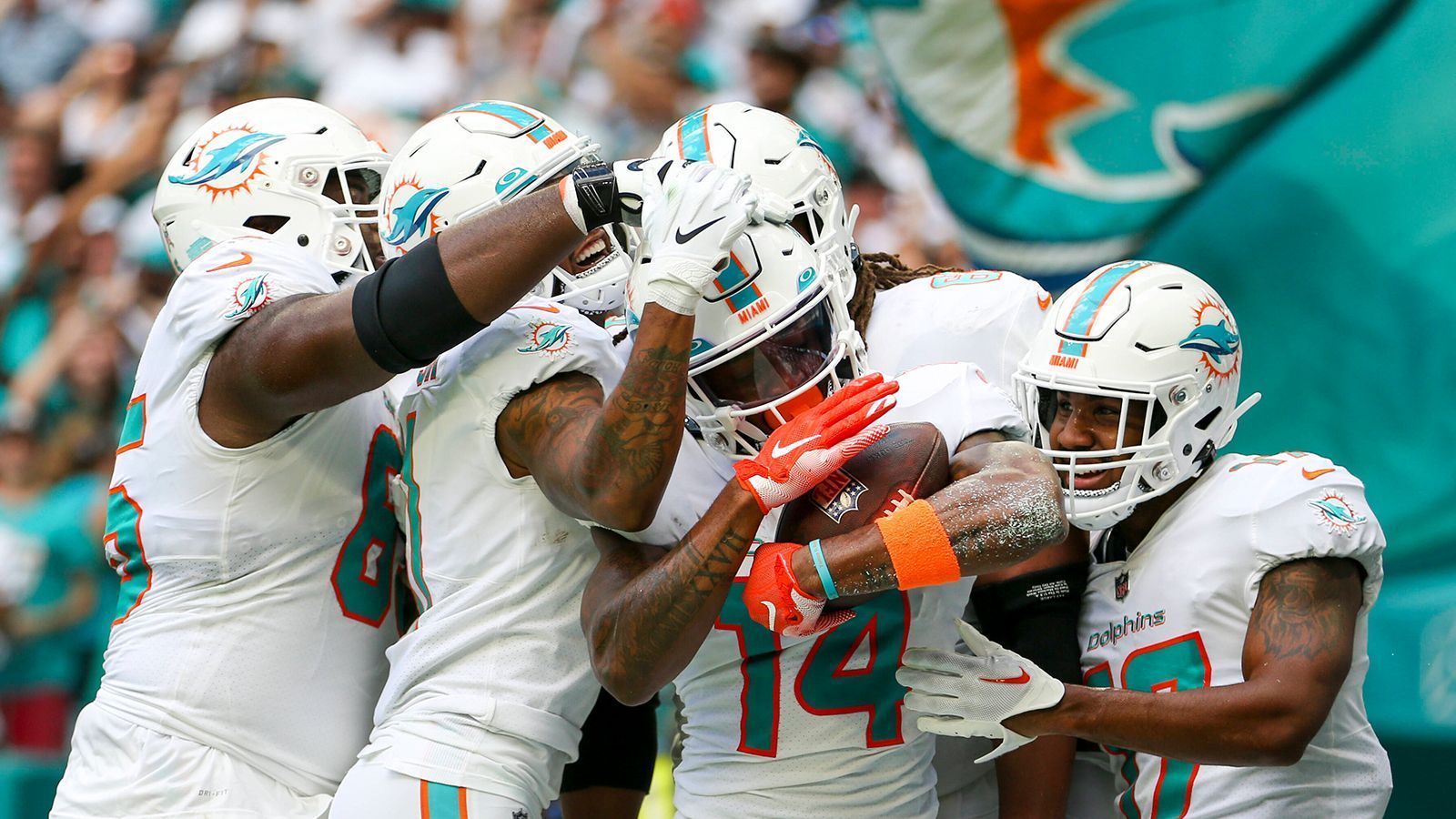 
                <strong>Platz 27: Miami Dolphins </strong><br>
                &#x2022; 716 Touchdowns<br>
              